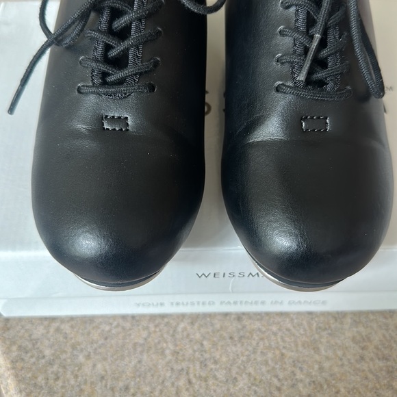Weissman Lace-Up Tap Shoe
W1600 - 5AM - Picture 6 of 8